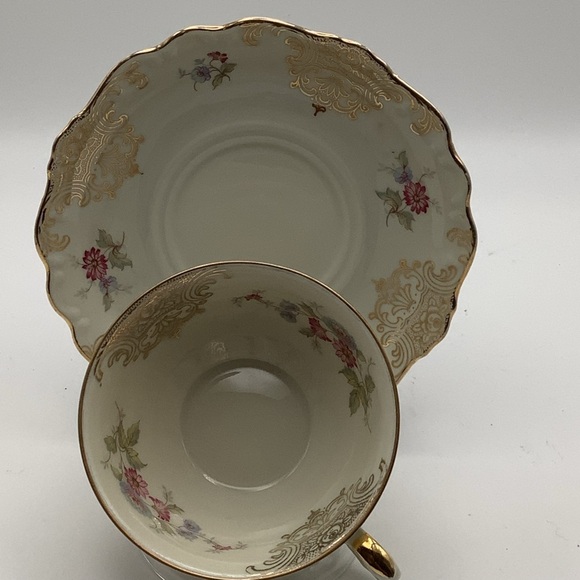 Vintage Schumann Bavaria Floral Teacup and Saucer - Picture 6 of 10